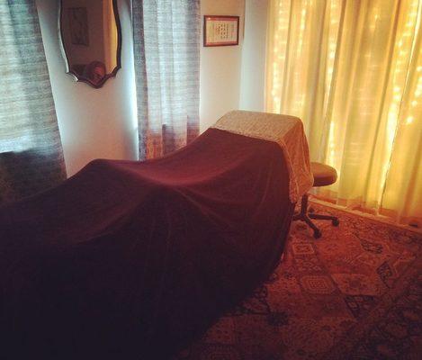 Supportive prenatal massage table set up