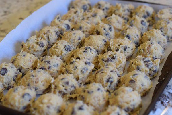 Jumbo Chocolate Chip Cookies