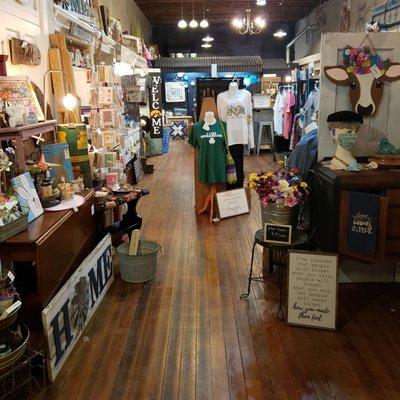 Historic Building on the square in Prairie City.  Original floors & shelving.