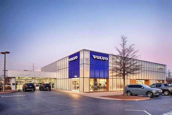 Volvo of Louisville Exterior