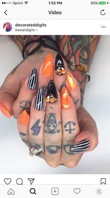 Halloween nails