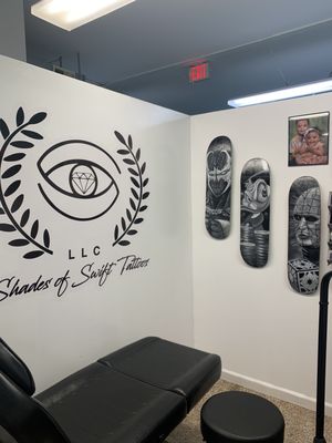 Tattoo station