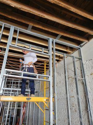 Framing & Drywall Hanging