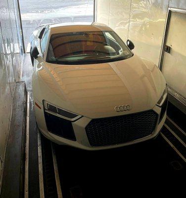 Audi R8 Enclosed transport