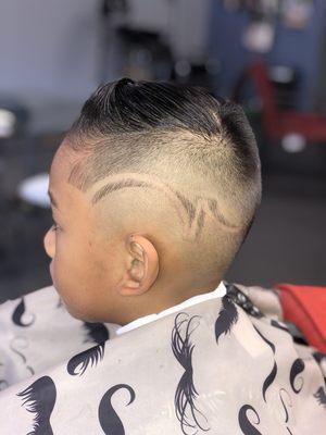 Design and cut by @fade_queen