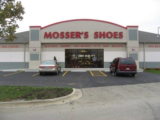 MOSSER'S SHOES, Champaign, IL