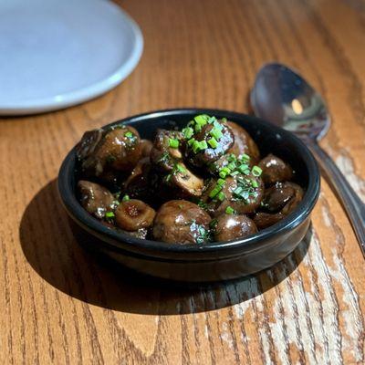 Balsamic glazed cremini mushrooms