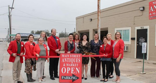 Chamber of Commerce Ceremony