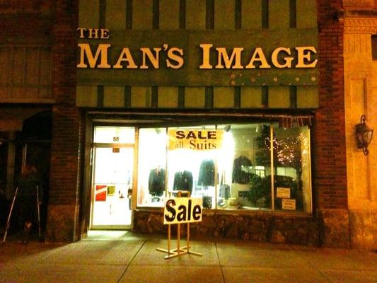 Store front of The Man's Image.