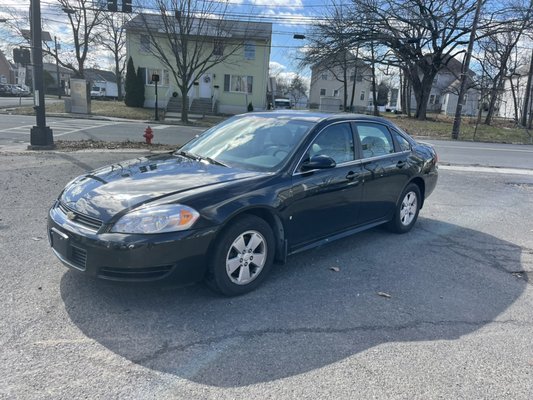 Clean Chevy Impalas ready for immediate pickup.
Weekly & Monthly discounts on all vehicles.