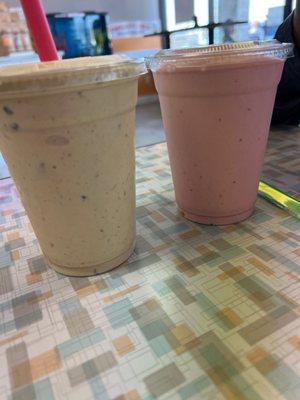 Medium chubby Elvis and strawberry cheesecake shakes!