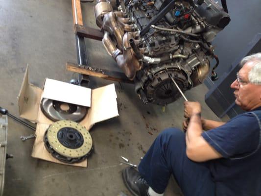 Changing a clutch on a Lamborghini Murcielago