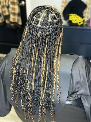 Knotless braids