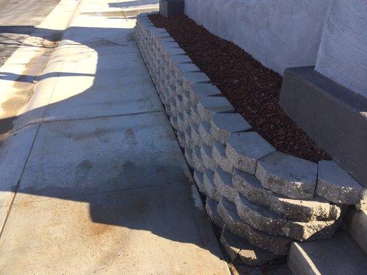 Front yard retaining wall