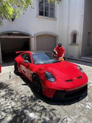 Maintenance wash and wax for this Porsche GT3