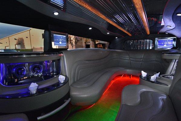 H2 Limousine. When Elegance meets sophistication