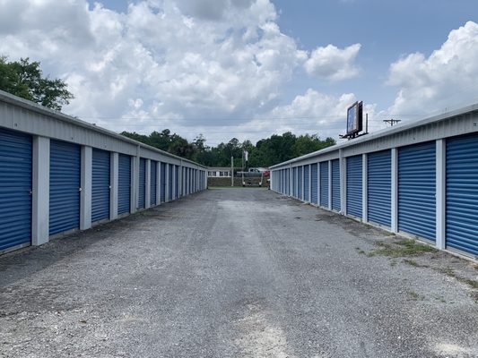 Tigers Eye Self Storage - Cane Bay