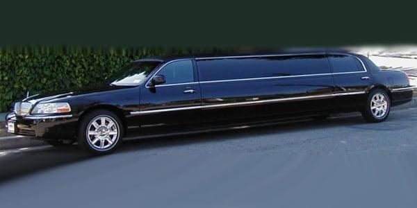 Stretch Lincoln Limo