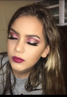 Pink cut crease.