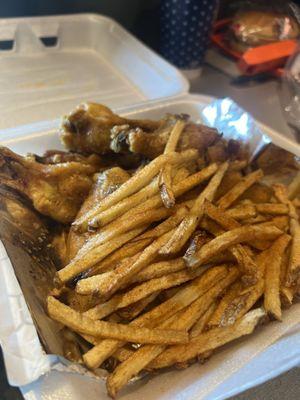 Lemon Pepper wings with fries