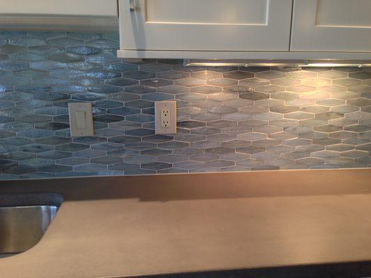 Custom backsplash = Happy customer