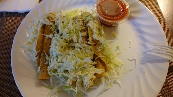 Flautas and sauce