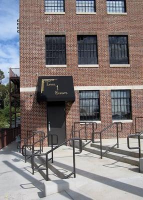 Main entrance from Greensboro Avenue.