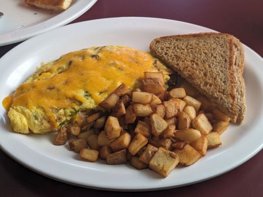 Victory omelette with potatoes and wheat toast