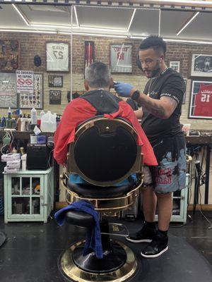 King of Queens Barber Shop