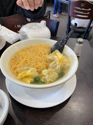 C1 Shrimp Wonton Noodle In Soup