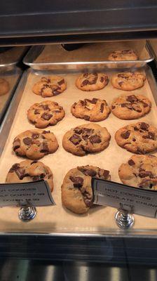 Chocolate Chip Cookies!!! Unreal!!! So hot & fresh!!!!