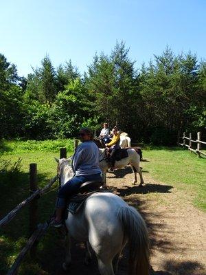 Pre trail ride line up.