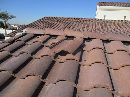 Concrete tile roof inspection