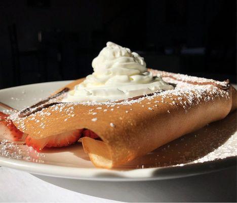 Eiffel Tower Crepe