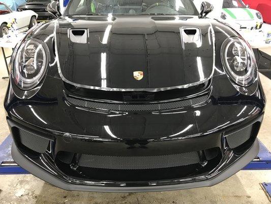 Porsche gt3 full nose paint protection suntek ultra