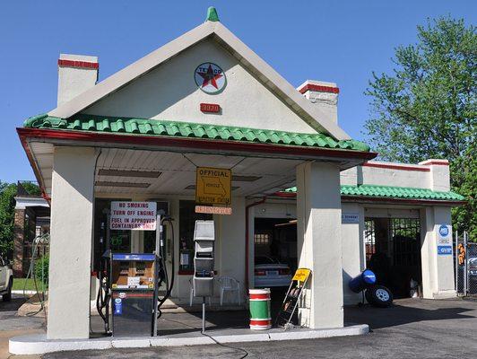 Beautiful and trustworthy...and they pump gas too!