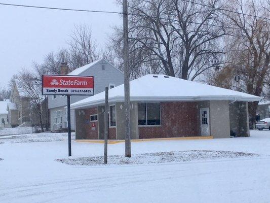 Snowy day in Cedar Falls.