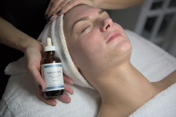 We offer a variety of chemical peels to treat all different skin types...from Salicylic to Glycolic, Lactic and many more!!