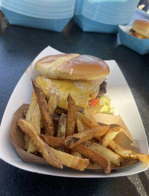 Cheeseburger&fries