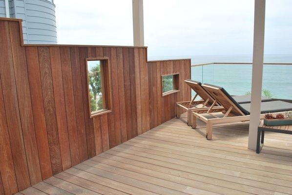 Complete rebuild of deck, fencing, and glass handrails