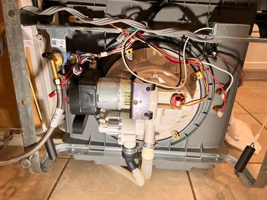 Frigidaire dishwasher circulation pump replacement #appliancerepair #frigidairedishwasher #dishwasherrepair