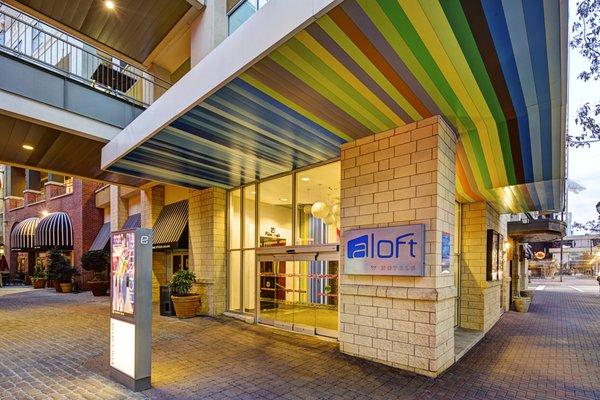 Aloft Charlotte Uptown at the EpiCentre 210 East Trade Street  Charlotte, NC 28202