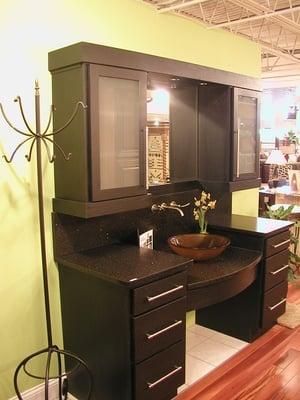 Showplace Bathroom Vanity Display