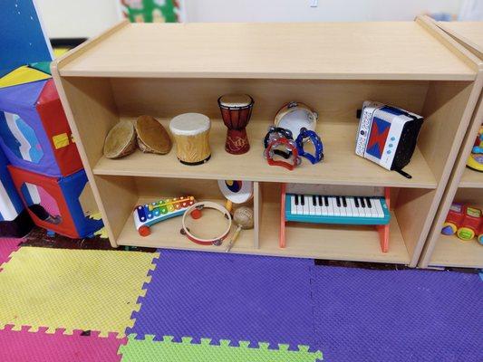 Spanish Immersion Daycare Musical Instruments