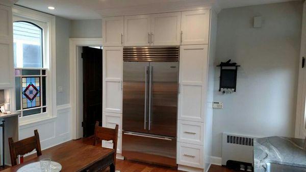 All new apicances, hidden wine cooler!