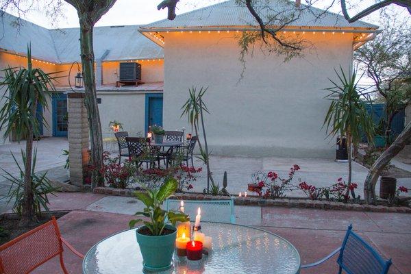 Courtyard at Bailey Street Bed and Breakfast, Florence, AZ