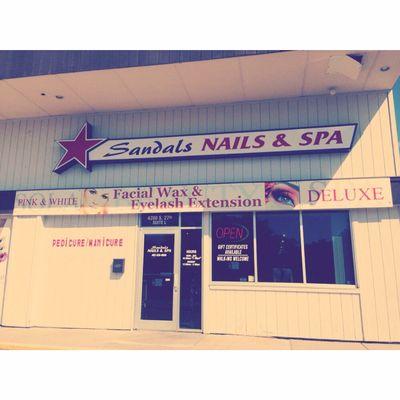 outside of Sandals Nails & Spa