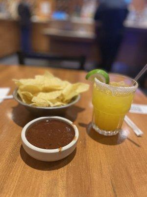 Chips, salsa and mango margarita