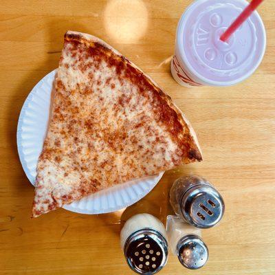 $5 Slice and a fountain drink