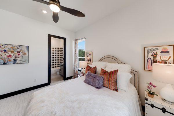 2020 Parade of Homes - Girl's Bedroom